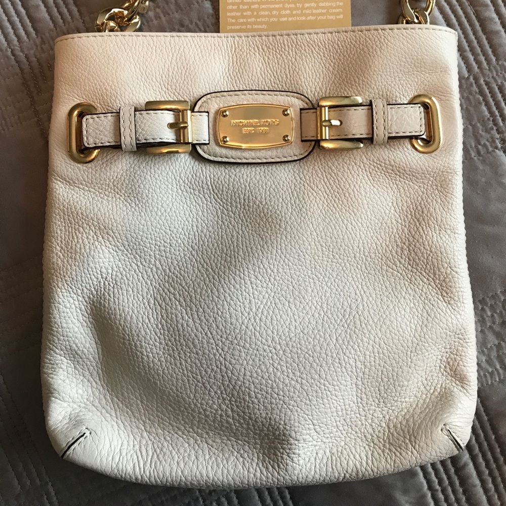 Michael Kors Crossbody. Ivory & gold. NWOT